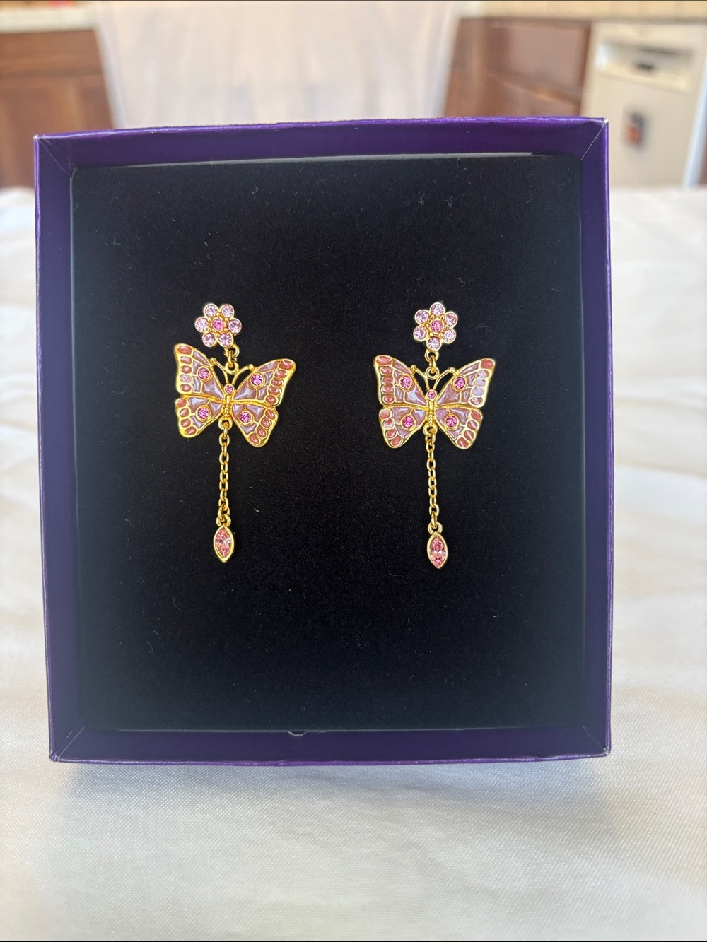 Accessories Subcategory Identification - Picture 2 of 2